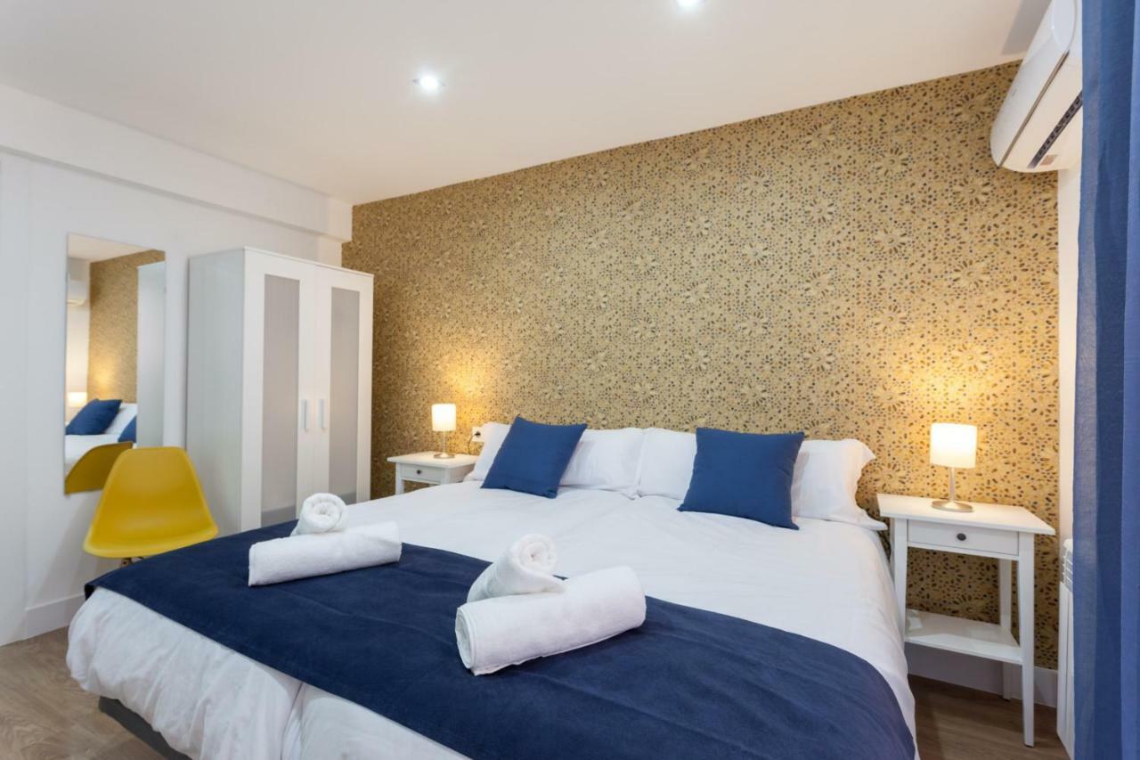 Apartamentos Reina Isabel Granada Buitenkant foto