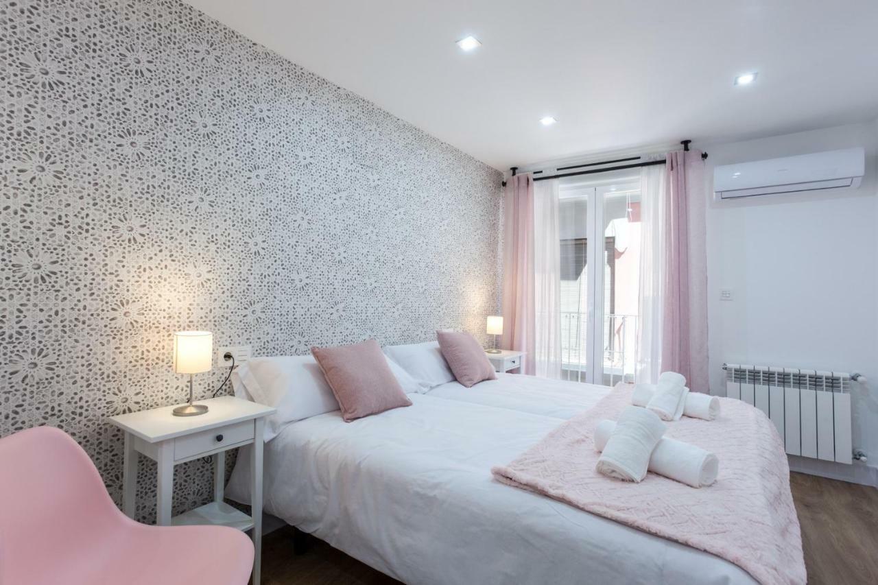 Apartamentos Reina Isabel Granada Buitenkant foto